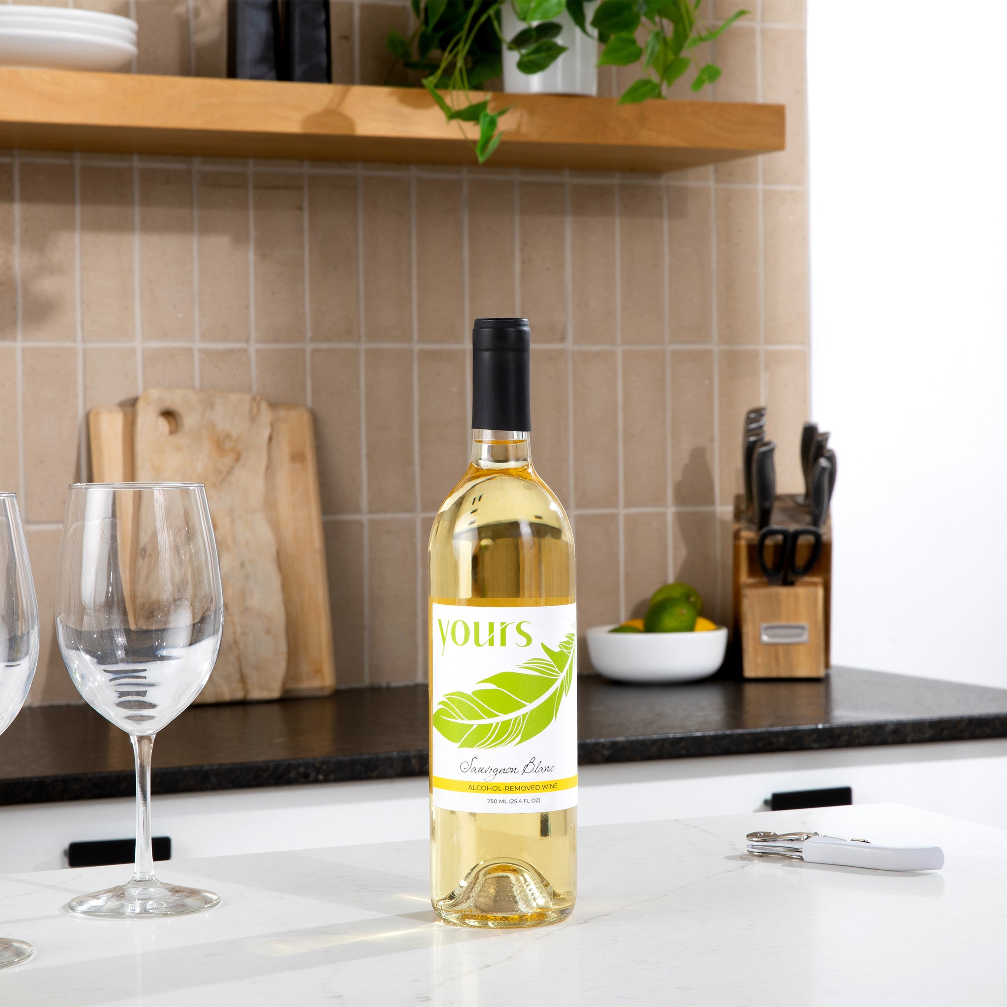 YOURS Non-Alcoholic Wine Washington Sauvignon Blanc